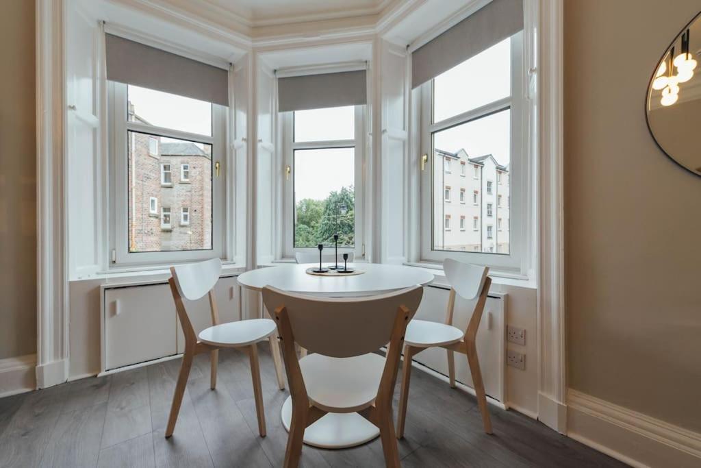 Stylish Stirling Apartment - Free Parking Zewnętrze zdjęcie