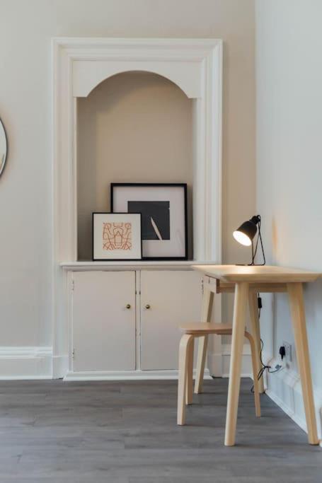 Stylish Stirling Apartment - Free Parking Zewnętrze zdjęcie