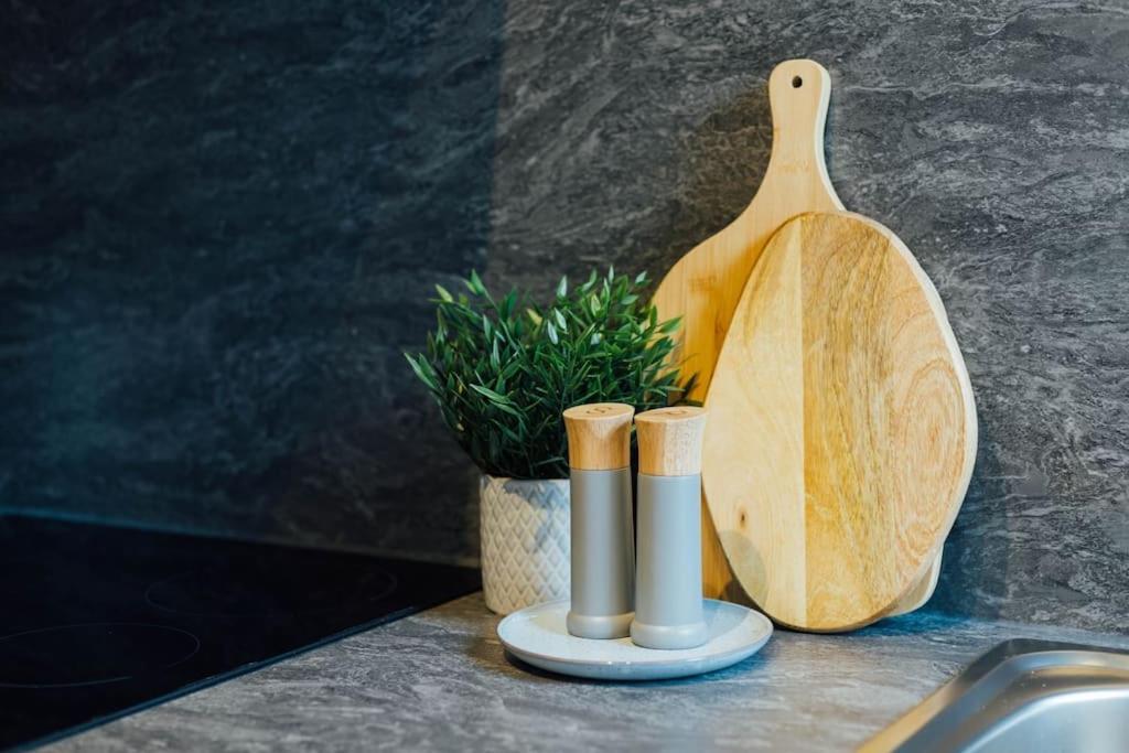 Stylish Stirling Apartment - Free Parking Zewnętrze zdjęcie