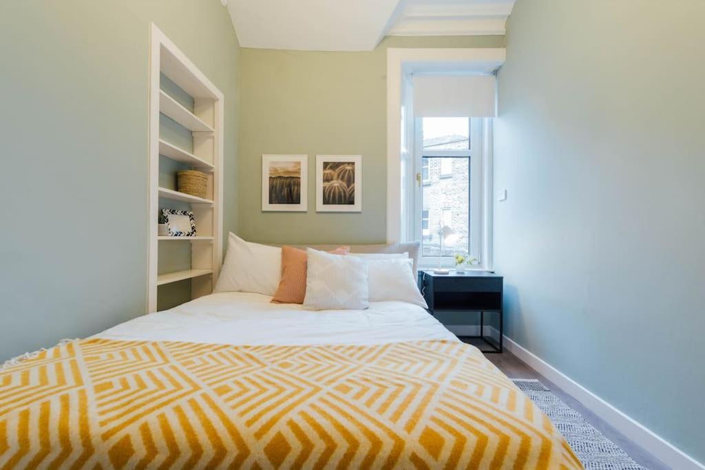 Stylish Stirling Apartment - Free Parking Zewnętrze zdjęcie